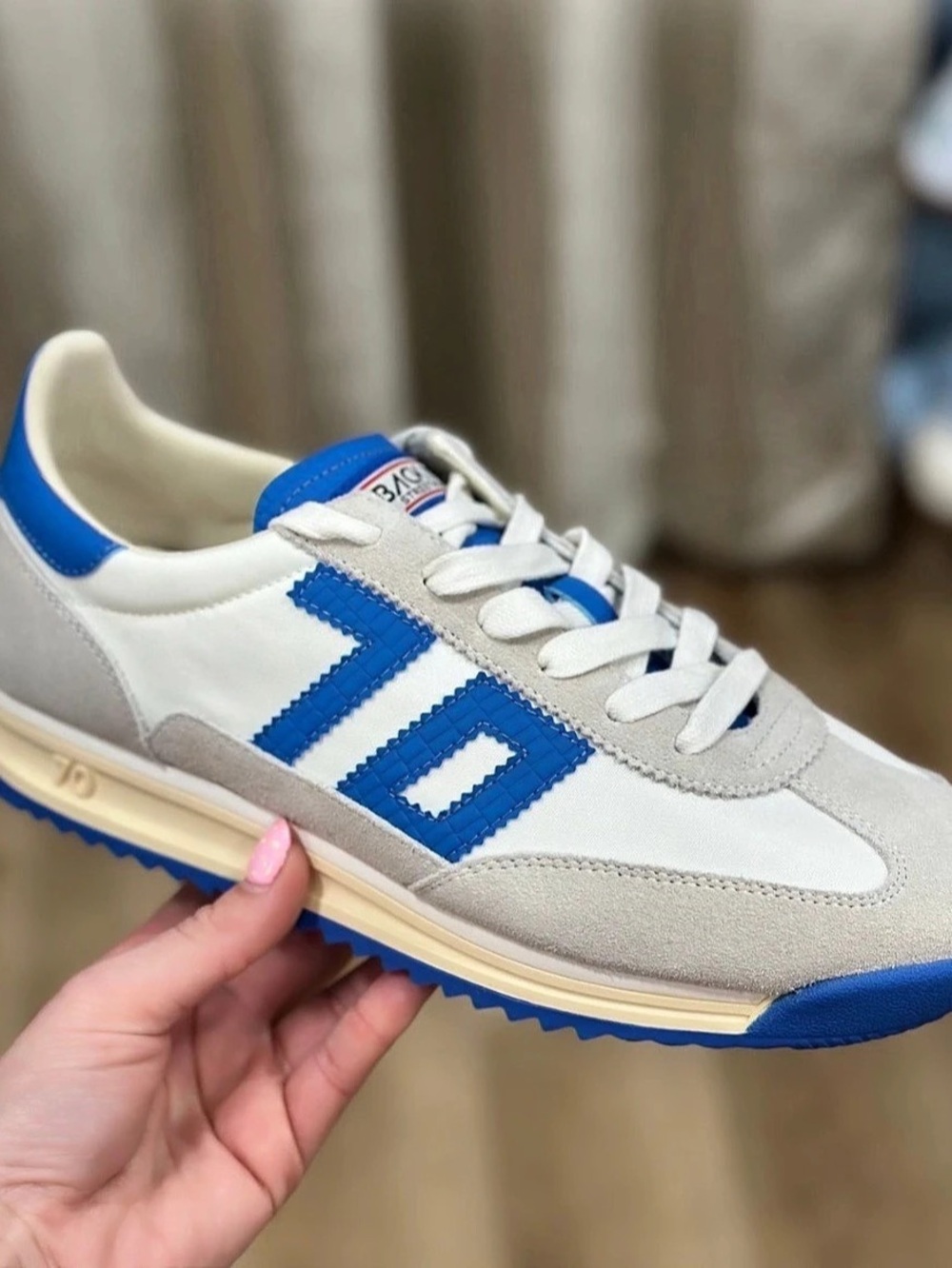 Back 70 Barkley Jogger White French Blue 88